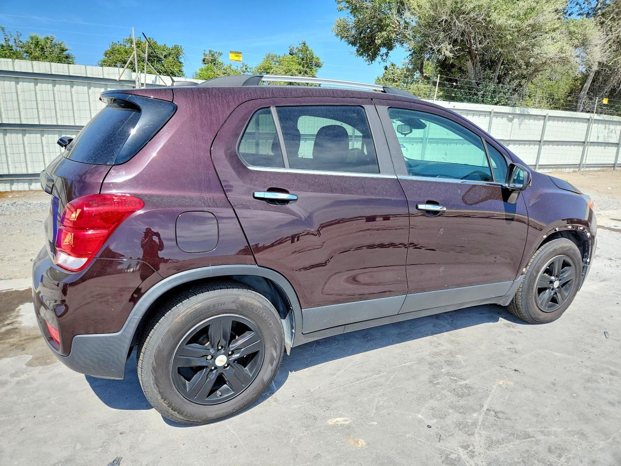 2020 Chevrolet Trax 1Lt - zdjęcie 3