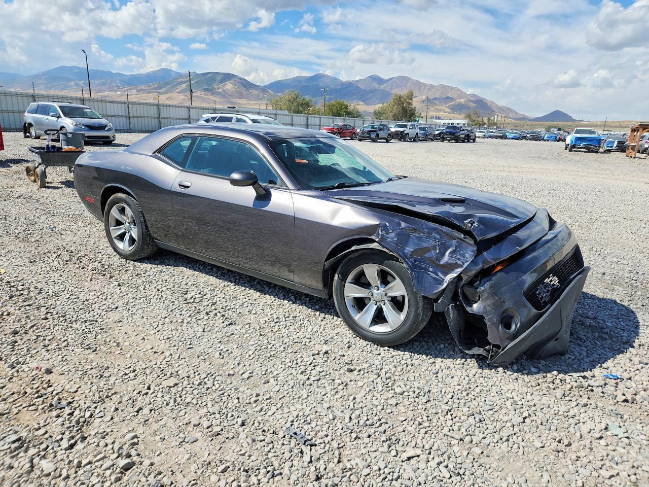 2015 Dodge Challenger Sxt - zdjęcie 4
