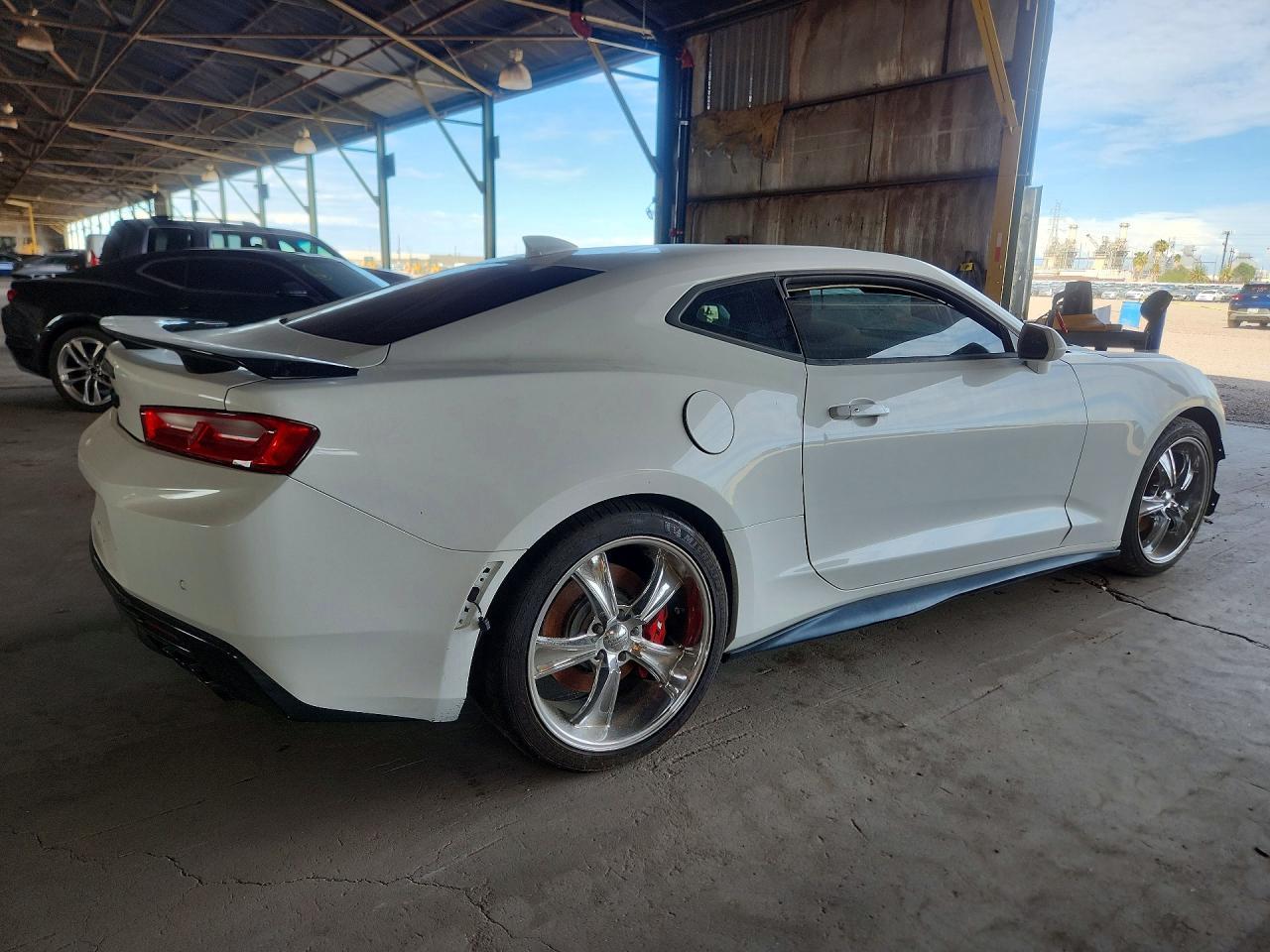 2016 Chevrolet Camaro Ss - zdjęcie 3