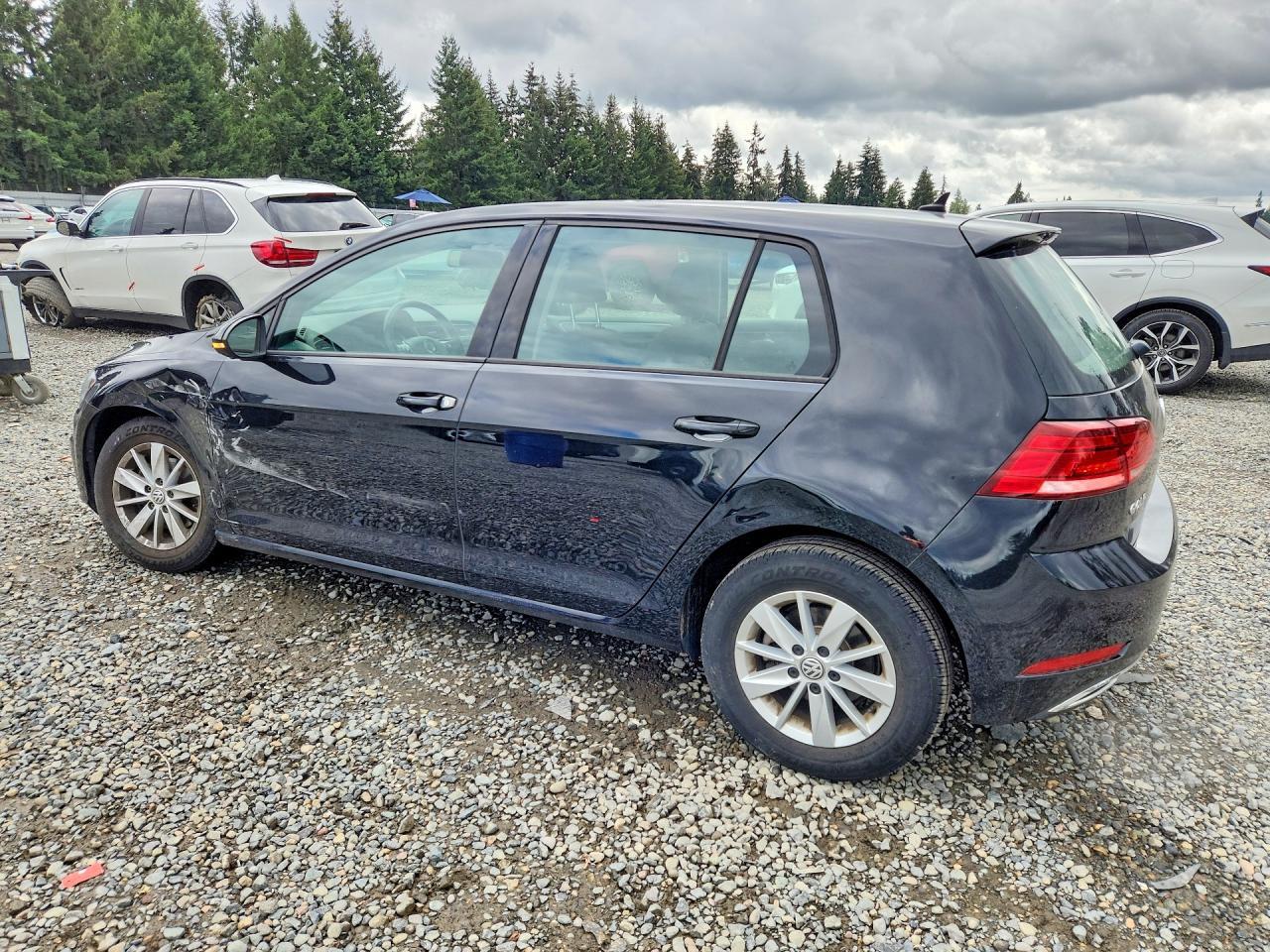 2018 Volkswagen Golf S - zdjęcie 2