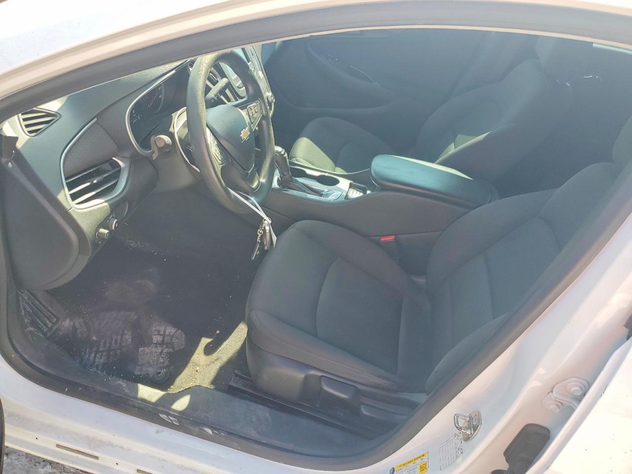 2017 Chevrolet Malibu Ls - zdjęcie 7
