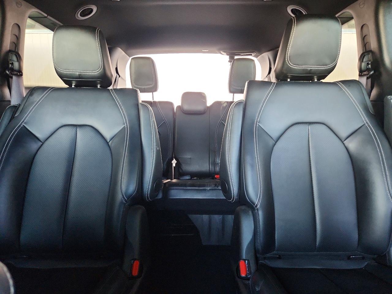 2024 Chrysler Pacifica Hybrid Select - zdjęcie 10