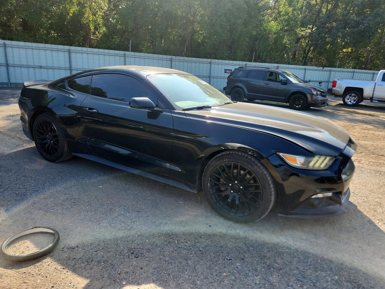 2016 Ford Mustang - zdjęcie 4