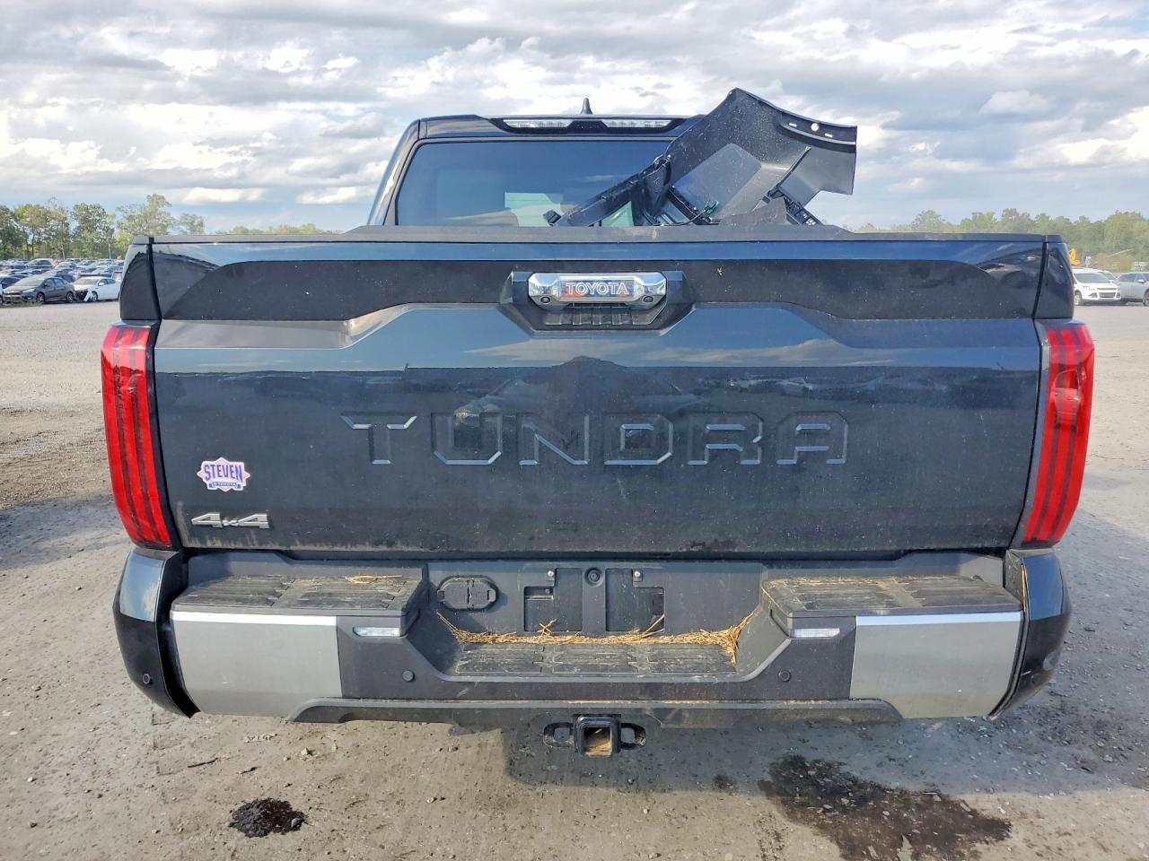 2026 Toyota Tundra Crewmax Limited - zdjęcie 6