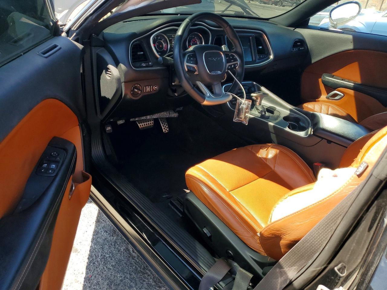 2015 Dodge Challenger Srt 392 - zdjęcie 8