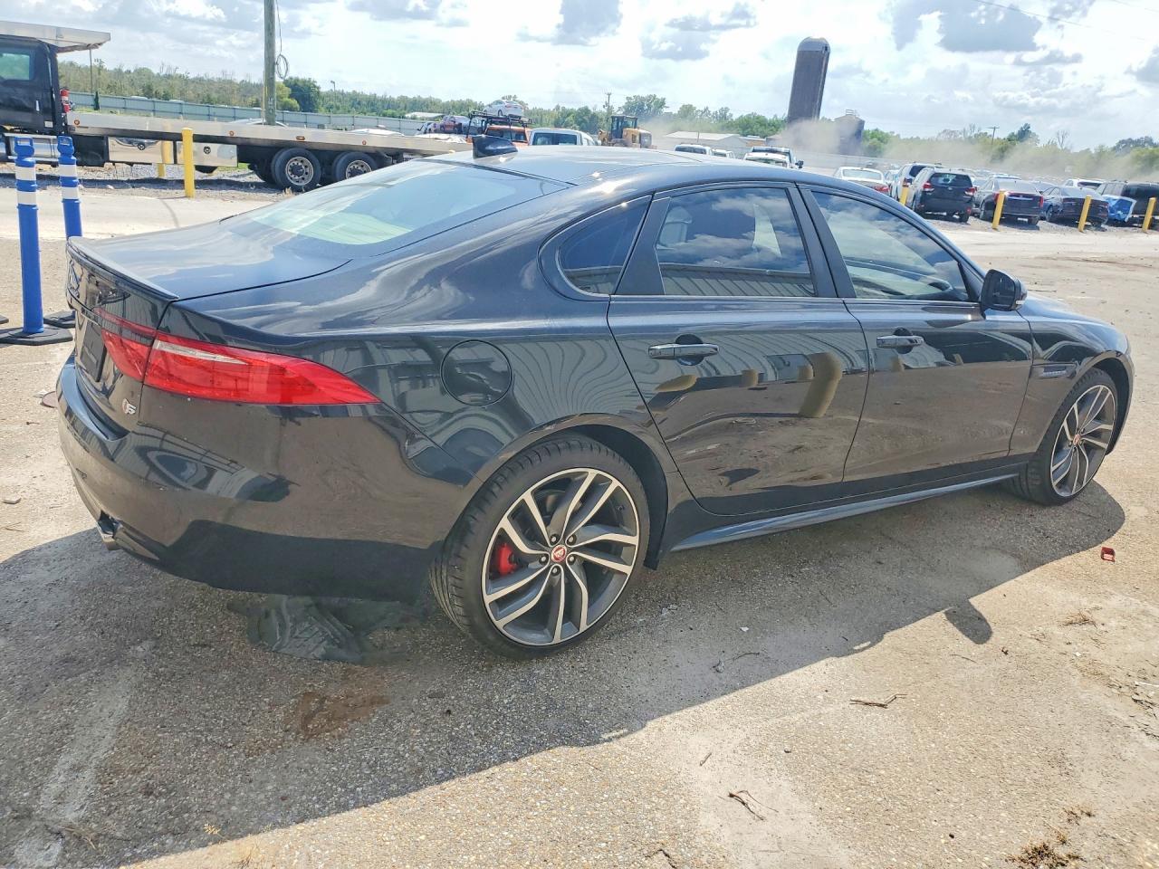 2017 Jaguar Xf S - zdjęcie 3