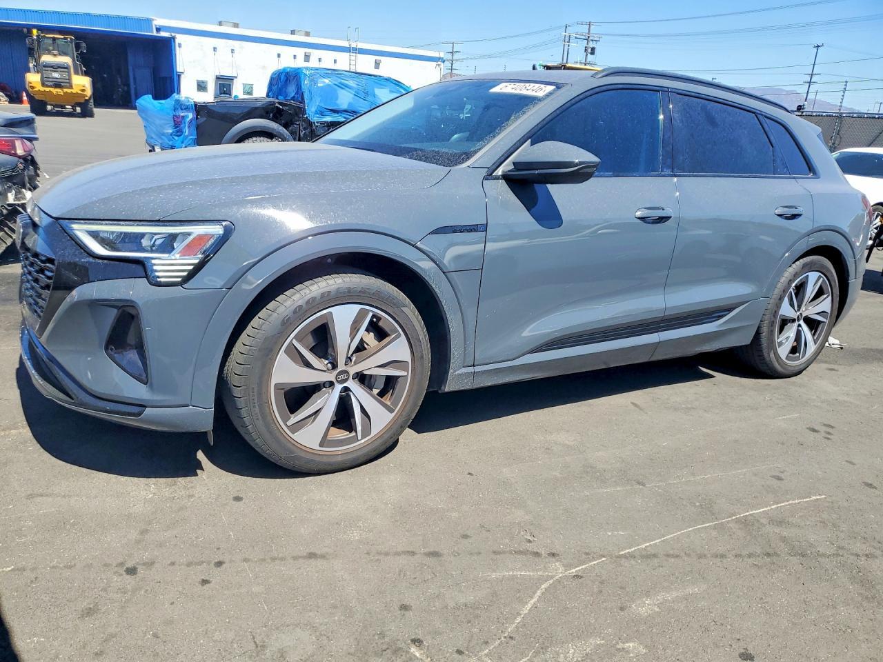 2024 Audi Q8