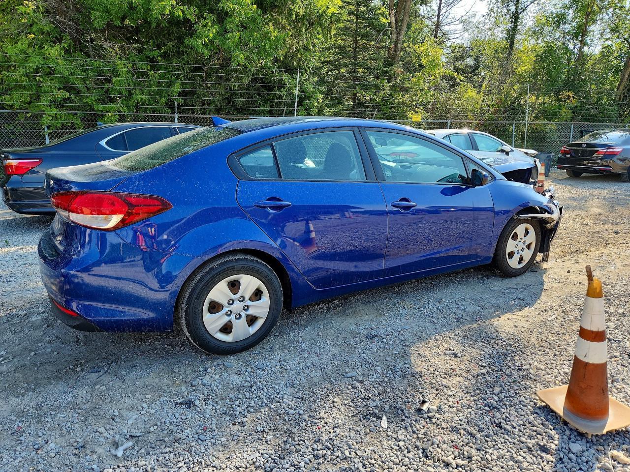 2017 Kia Forte Lx - zdjęcie 3