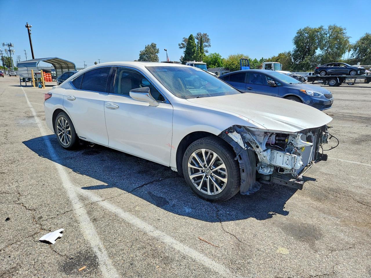 2022 Lexus Es 300H Base - zdjęcie 4