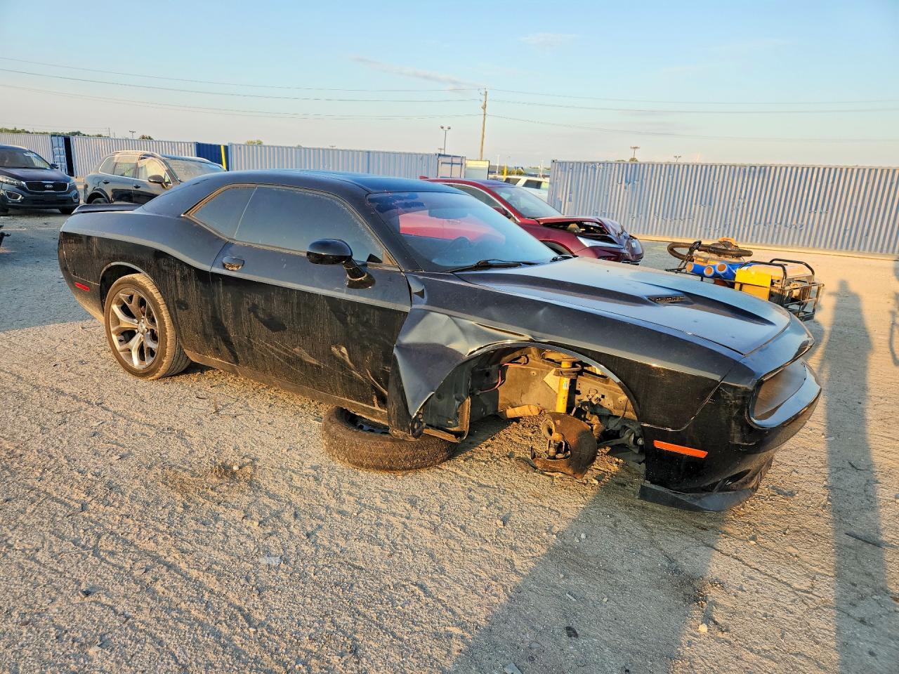 2015 Dodge Challenger Sxt - zdjęcie 4