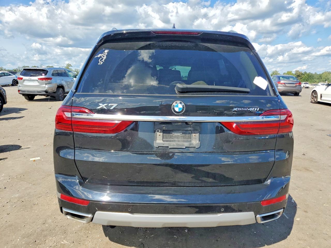 2020 BMW X7 xDrive40I - zdjęcie 6