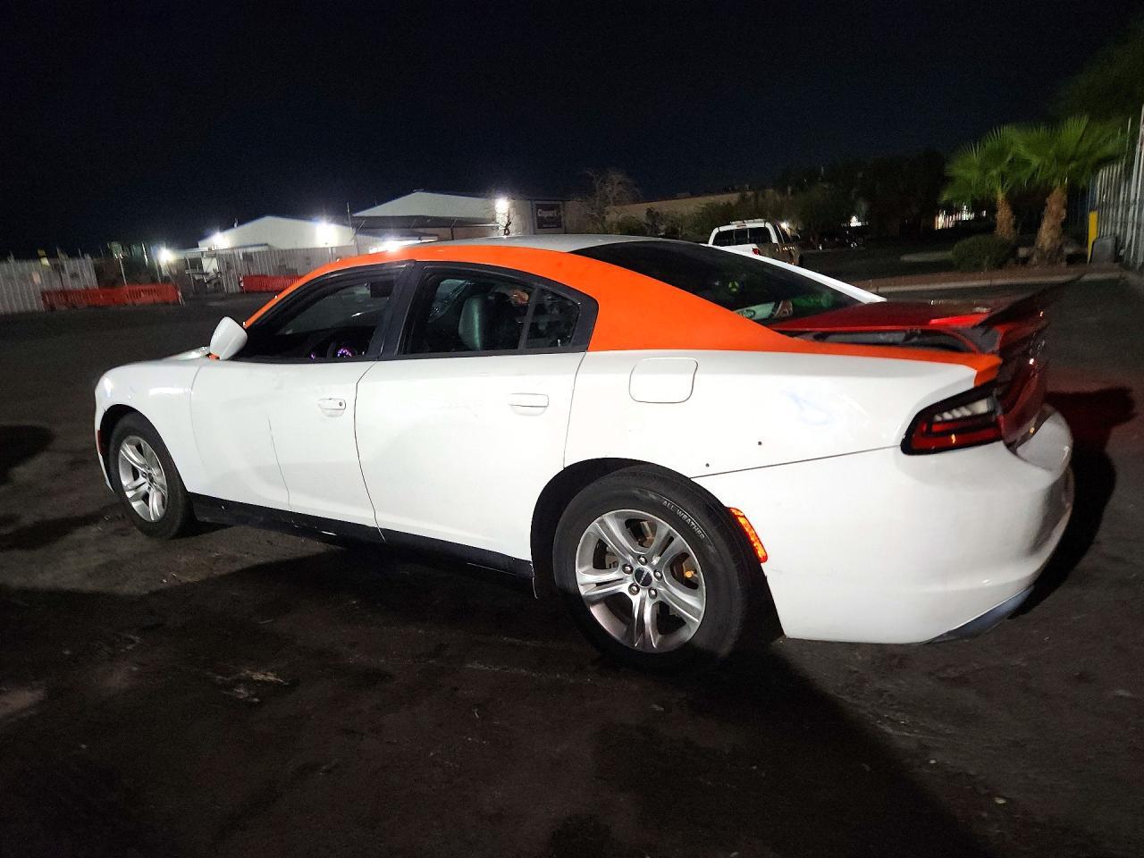 2015 Dodge Charger Se - zdjęcie 2
