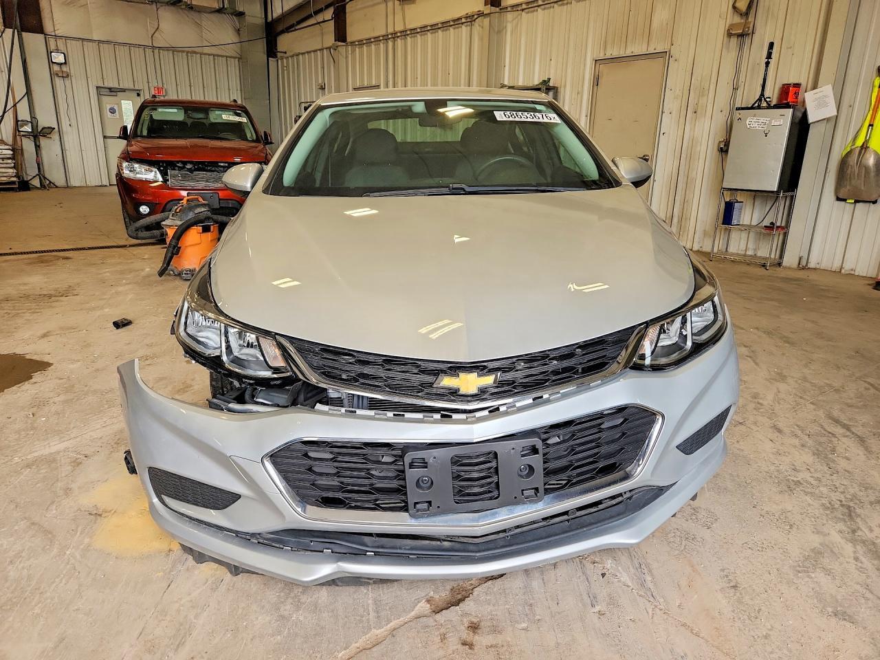 2017 Chevrolet Cruze Ls - zdjęcie 5