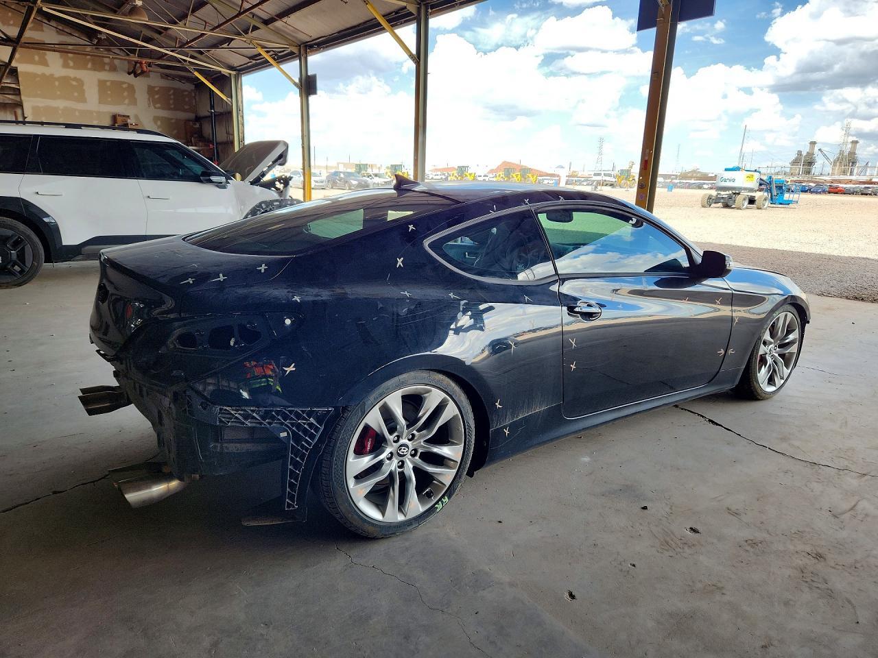 2015 Hyundai Genesis Coupe - zdjęcie 3