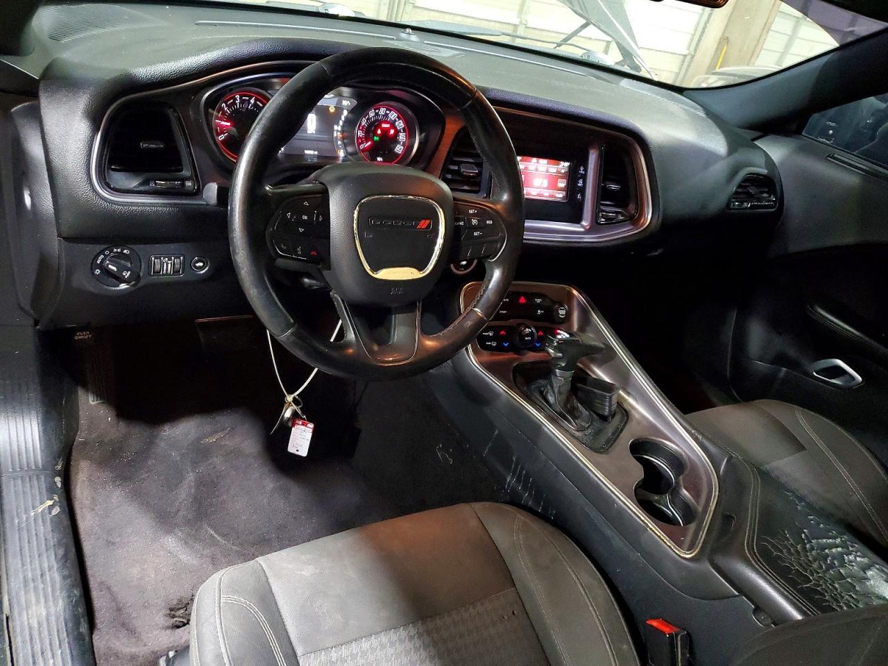 2017 Dodge Challenger R/T - zdjęcie 8