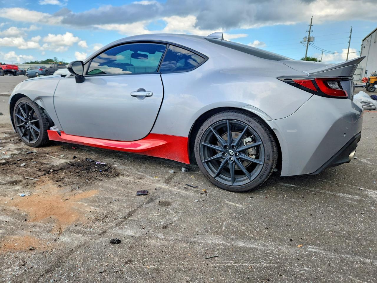 2024 Toyota Gr 86 Premium - zdjęcie 2