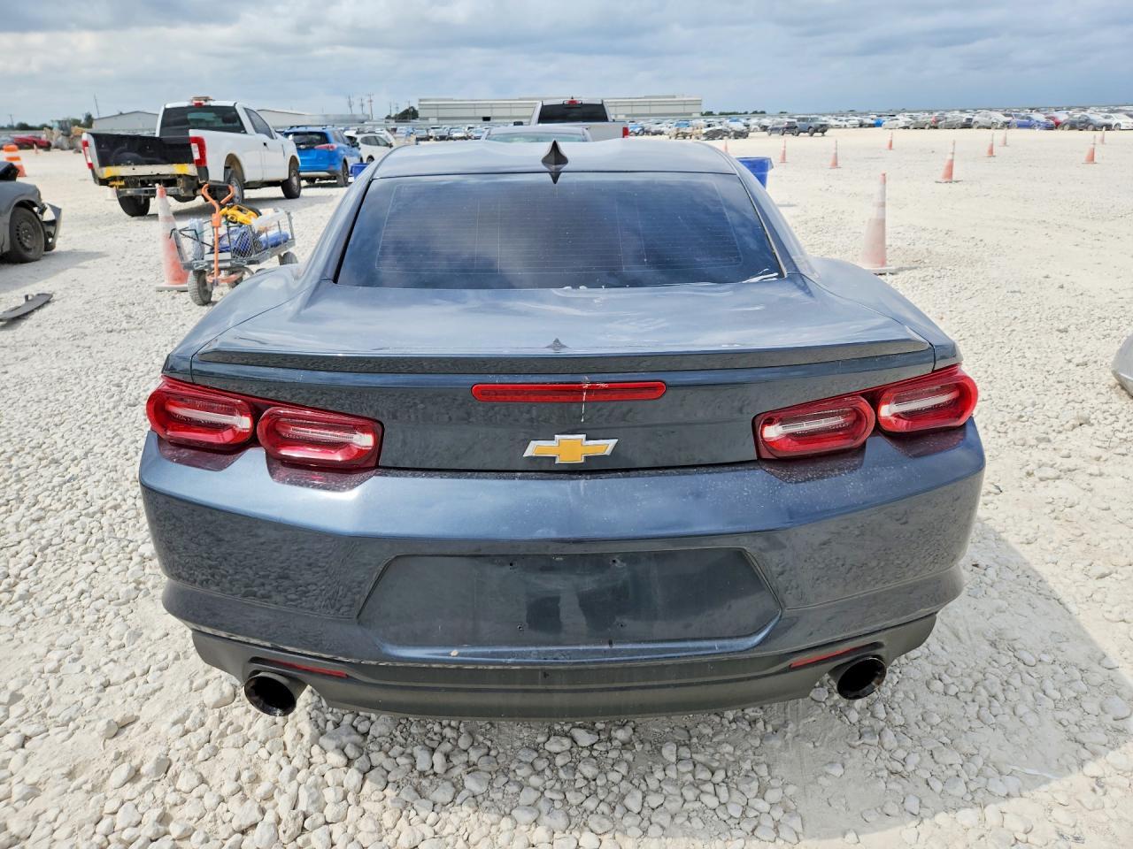 2020 Chevrolet Camaro Lt - zdjęcie 6