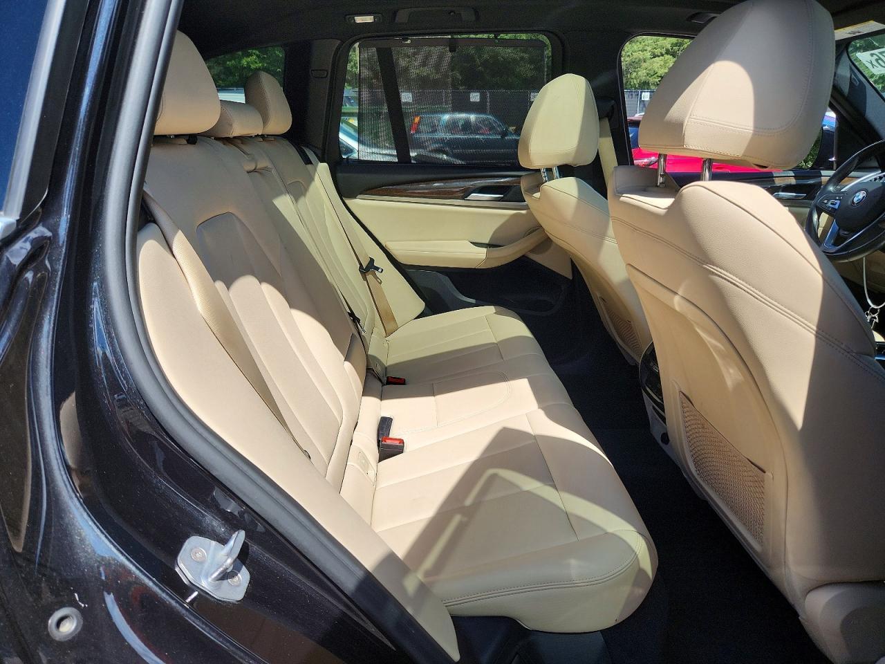 2018 BMW X3 xDrive30I - zdjęcie 11