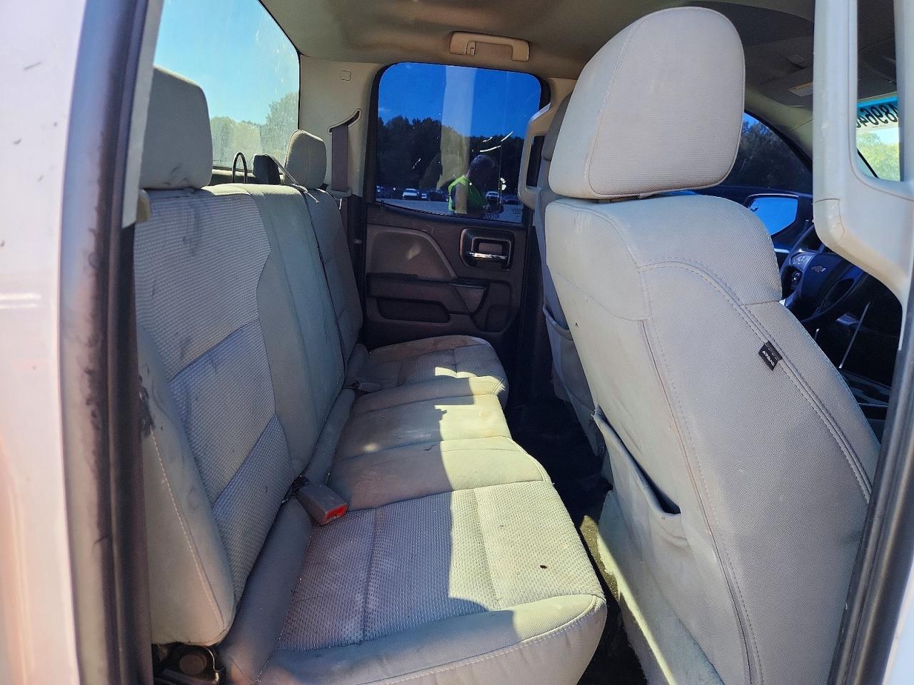 2017 Chevrolet Silverado C1500 - zdjęcie 10