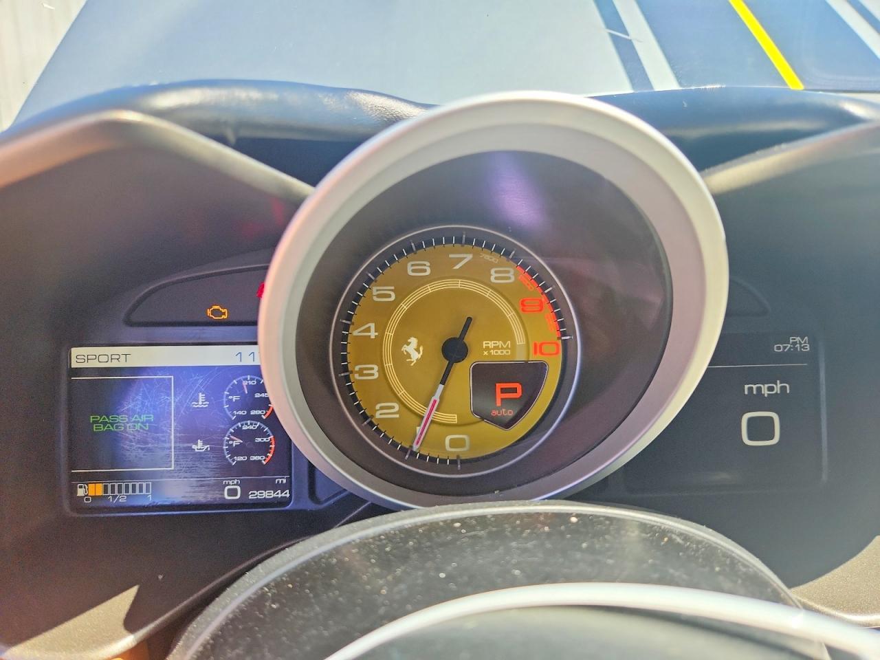 2016 Ferrari Ff - zdjęcie 9