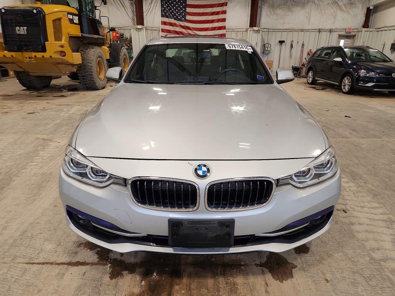 2018 BMW 330 Xi - zdjęcie 5