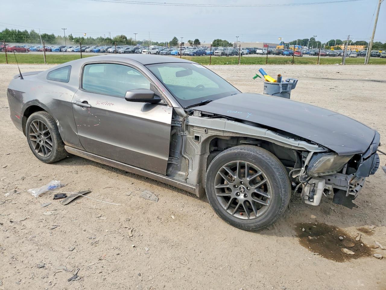 2014 Ford Mustang - zdjęcie 4