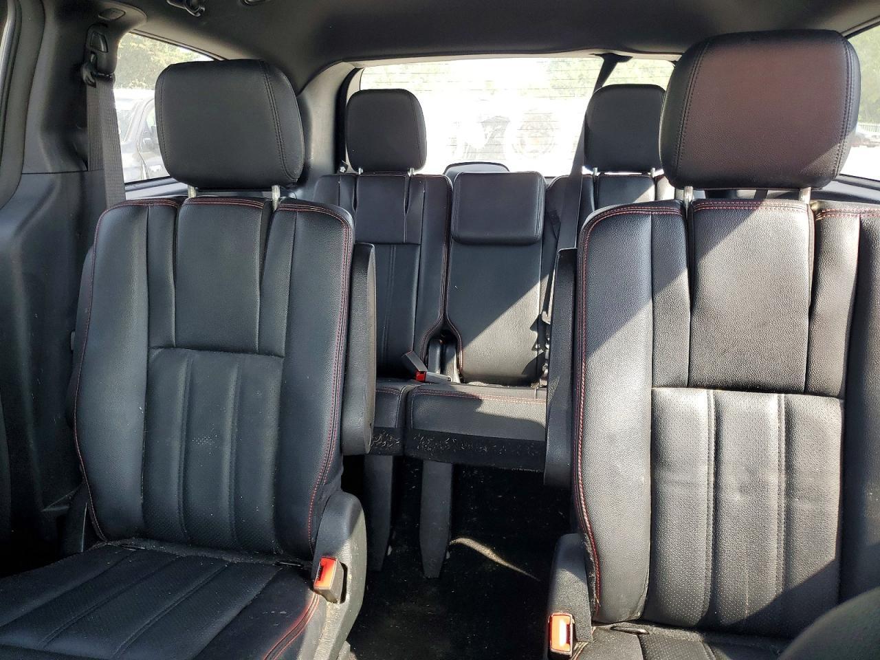 2018 Dodge Grand Caravan Gt - zdjęcie 10