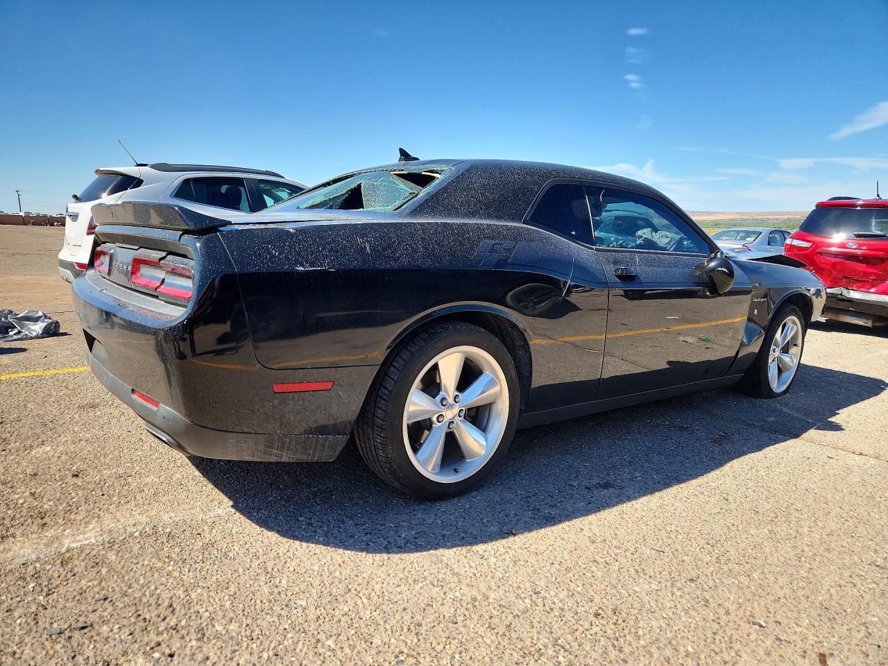 2016 Dodge Challenger R/T - zdjęcie 3