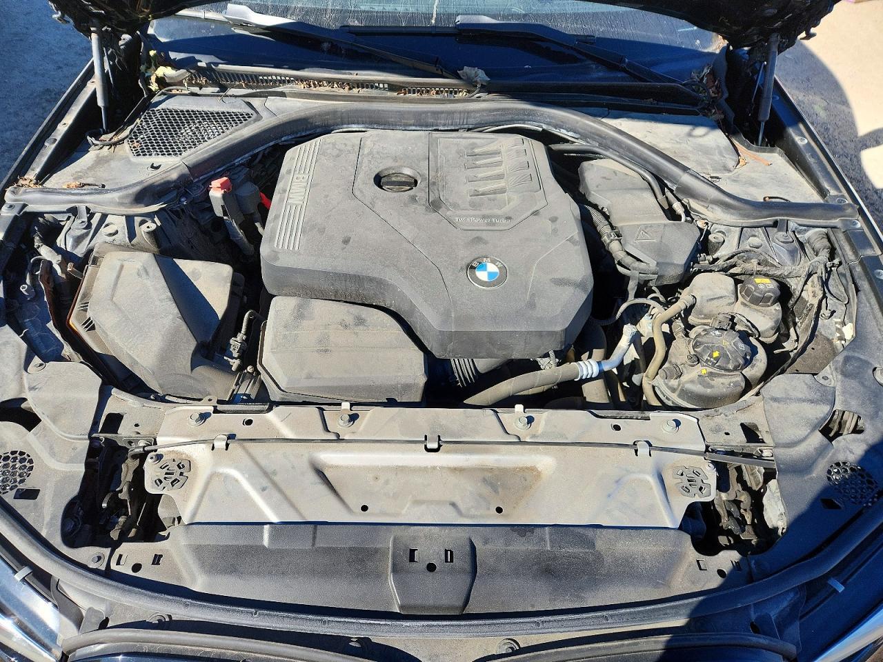 2020 BMW Seria 3 330i - zdjęcie 11
