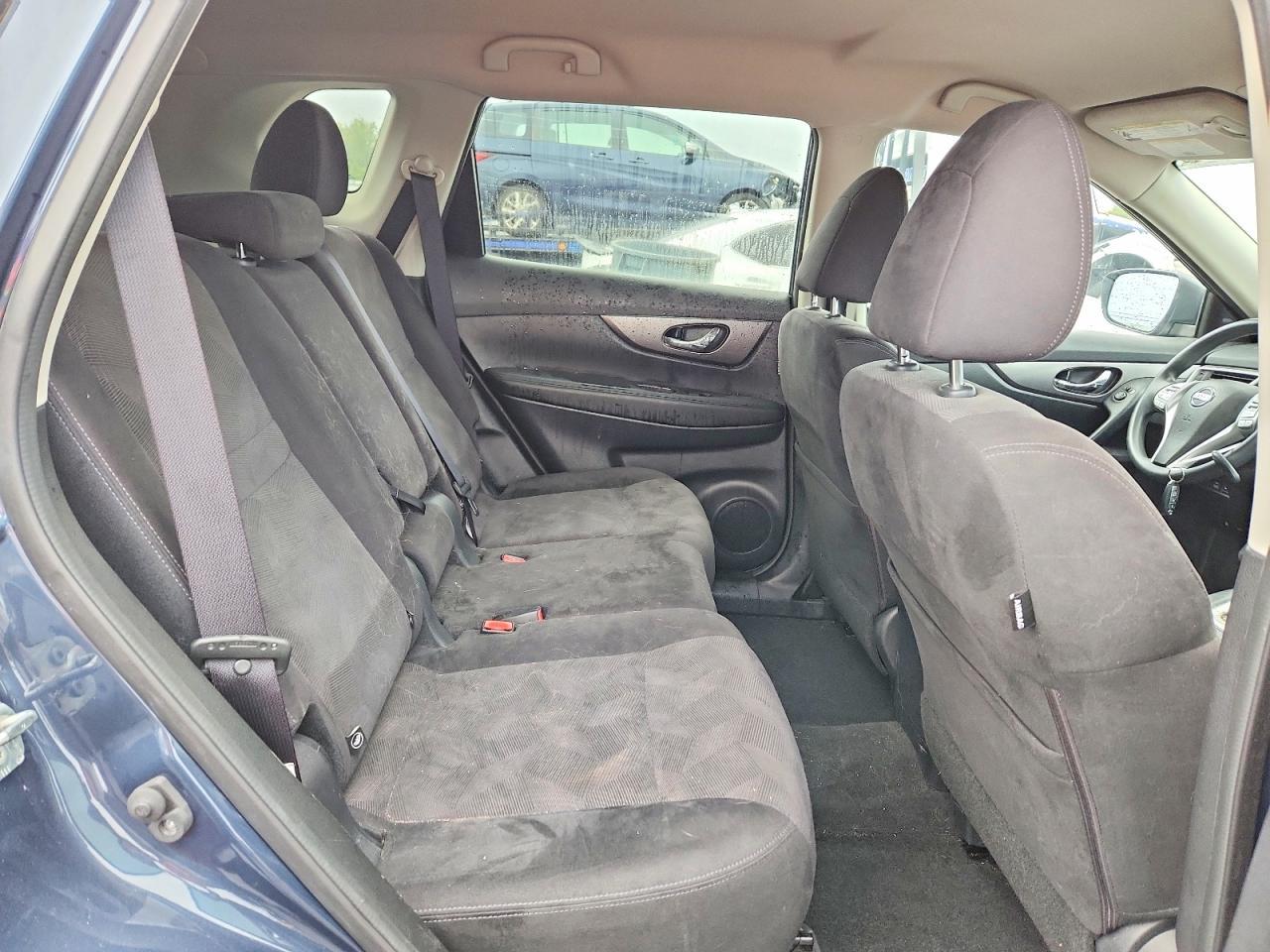 2015 Nissan Rogue Sv - zdjęcie 10