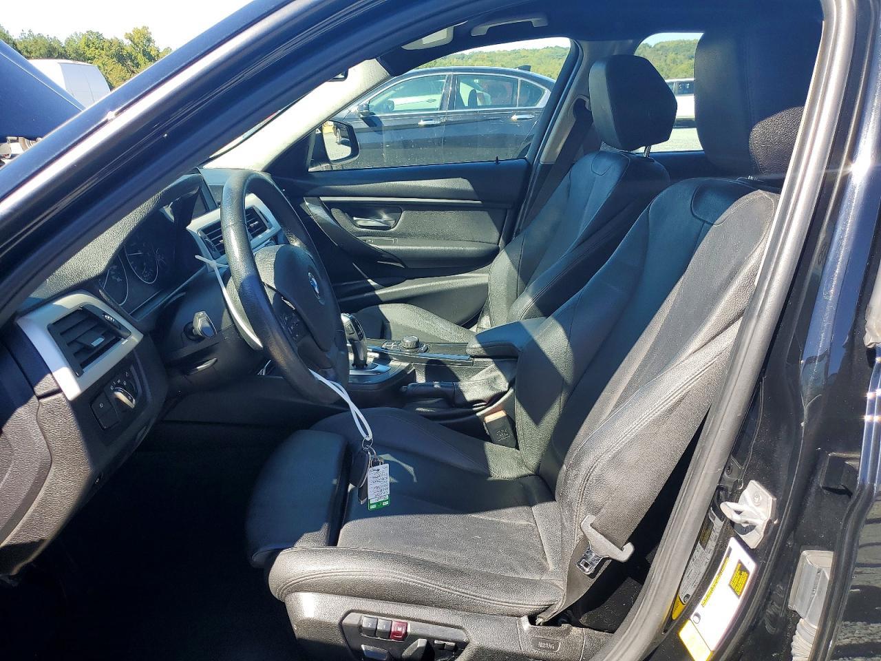 2018 BMW 320 I - zdjęcie 7