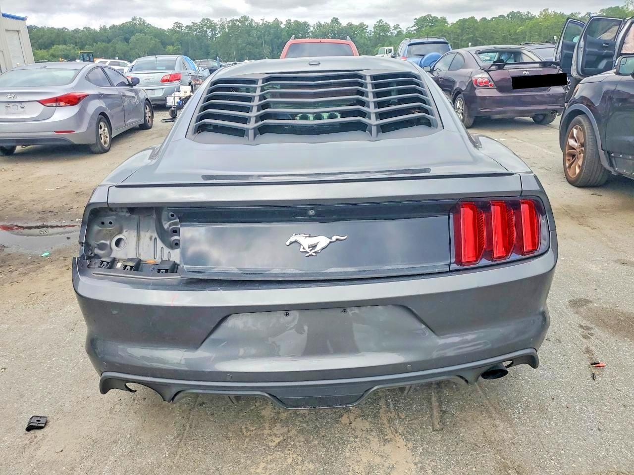 2016 Ford Mustang - zdjęcie 6