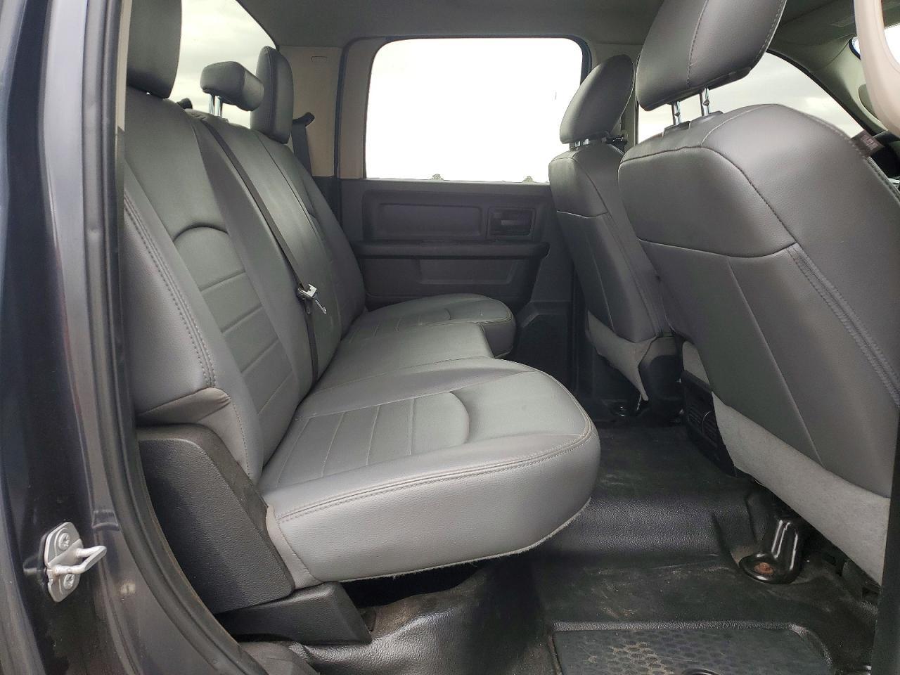 2018 Ram 1500 St - zdjęcie 10