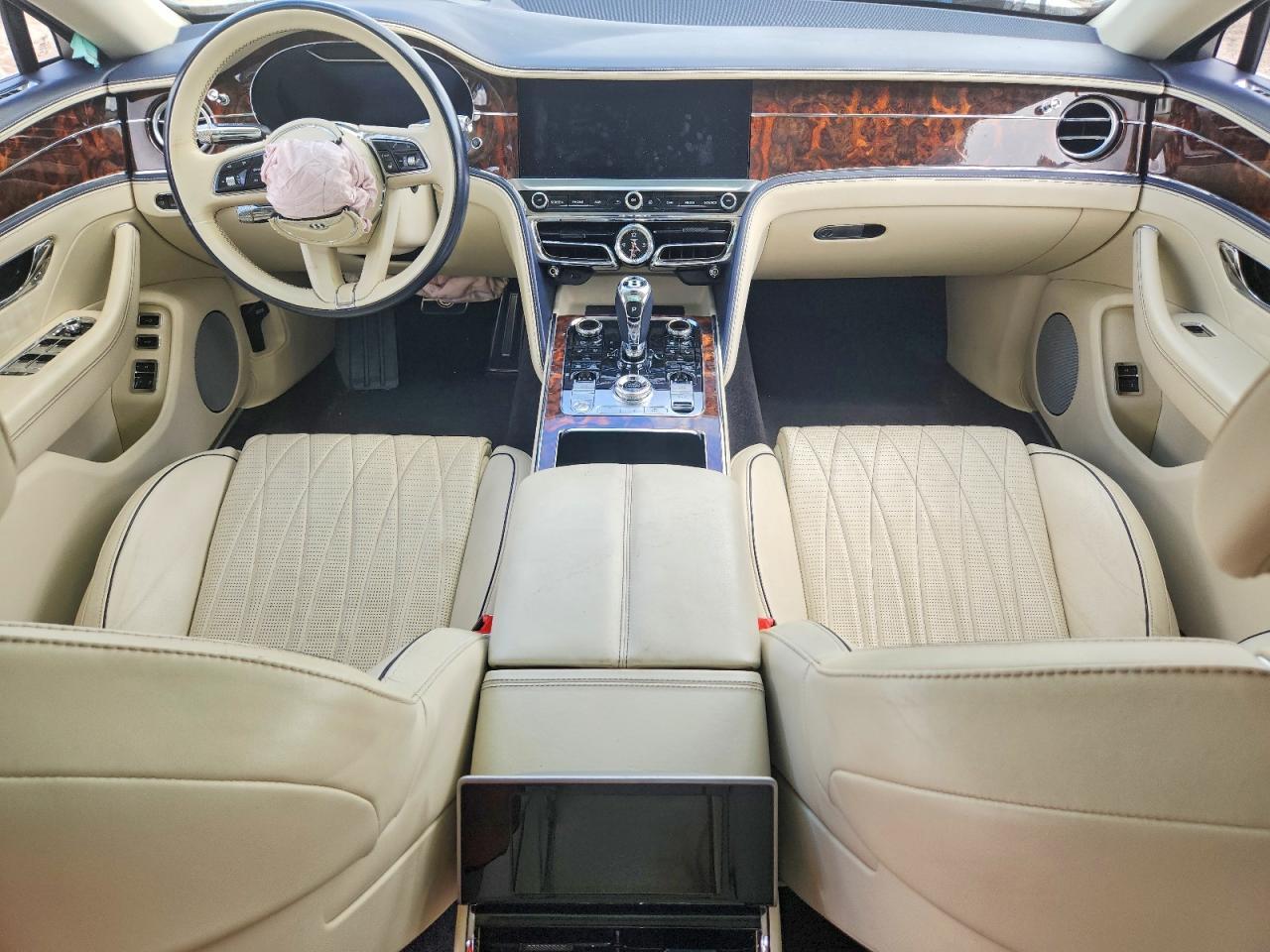 2022 Bentley Flying Spur - zdjęcie 8