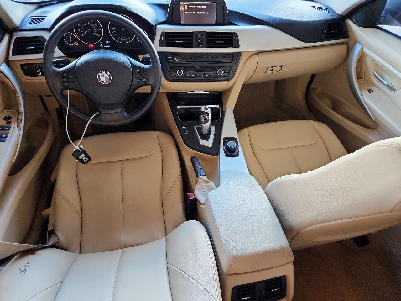 2013 BMW 320 I - zdjęcie 8