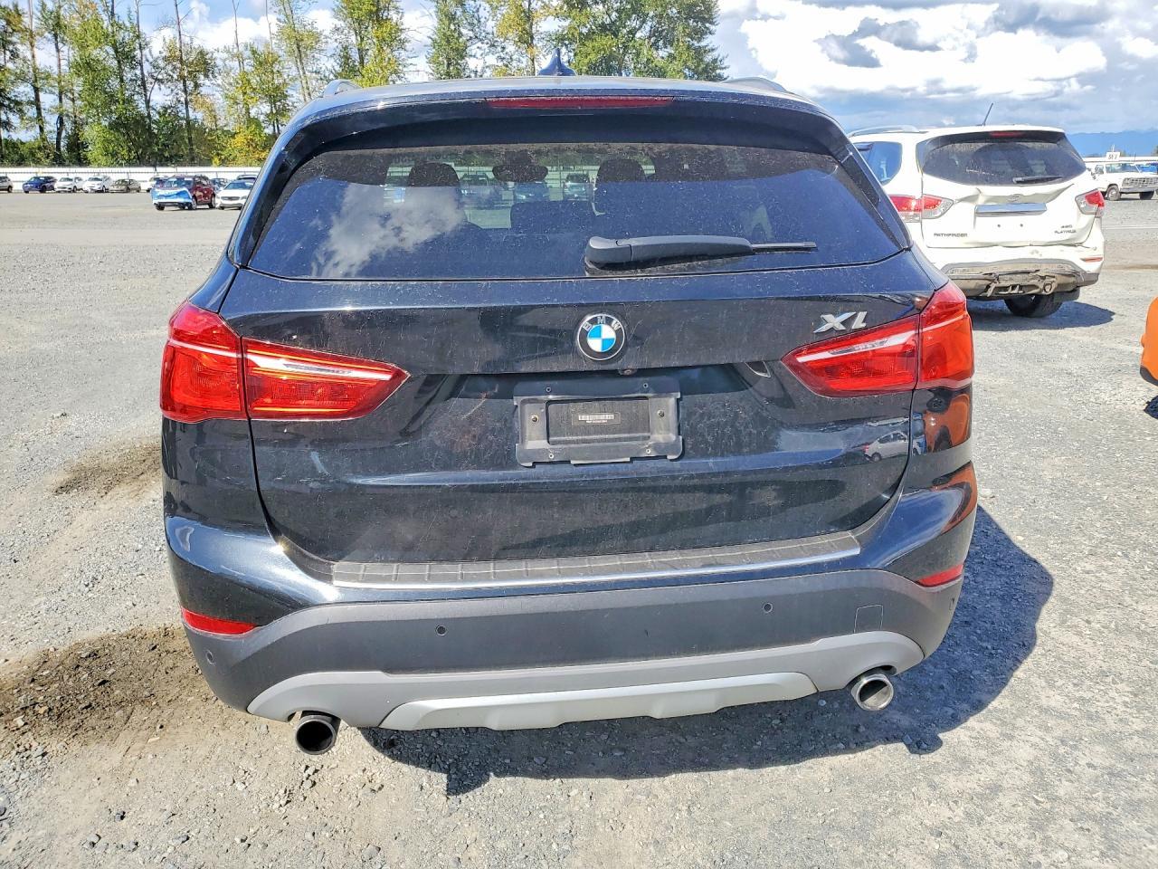 2016 BMW X1 xDrive28I - zdjęcie 6