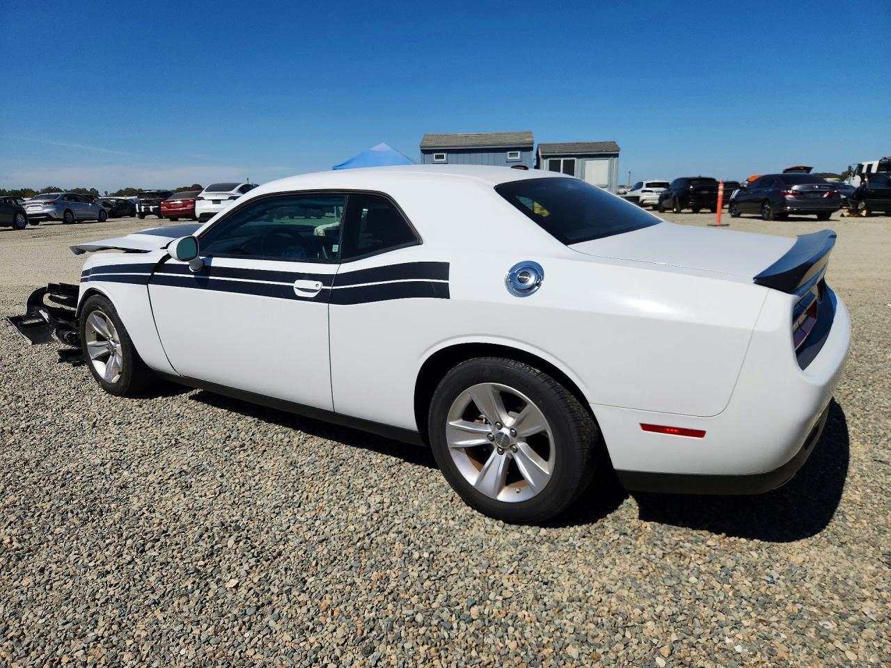 2023 Dodge Challenger Sxt - zdjęcie 2