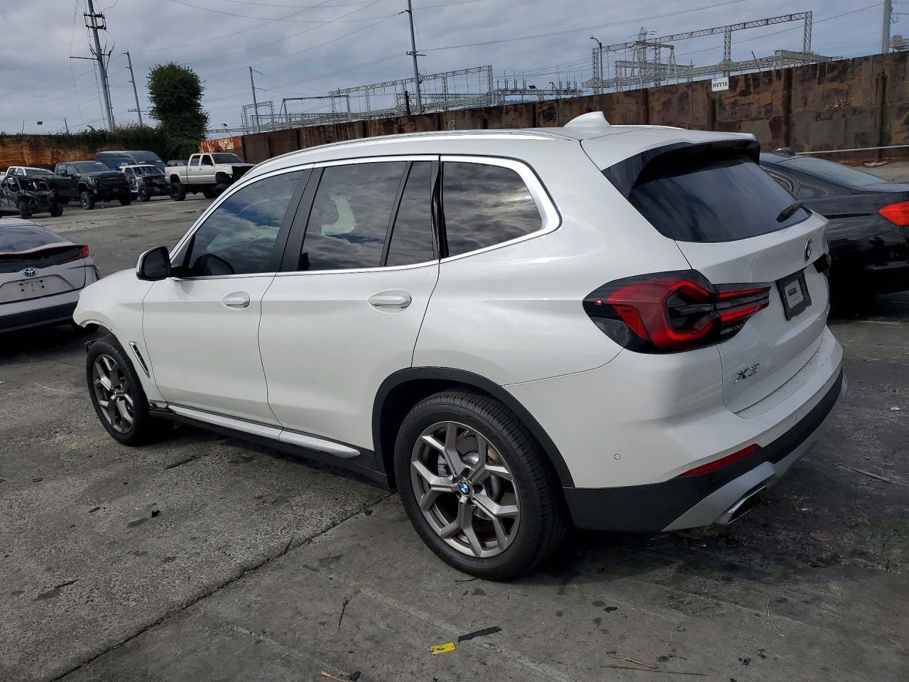 2022 BMW X3 Sdrive30I - zdjęcie 2