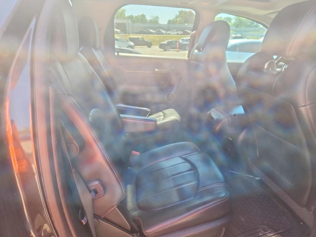 2015 GMC Acadia Denali - zdjęcie 10