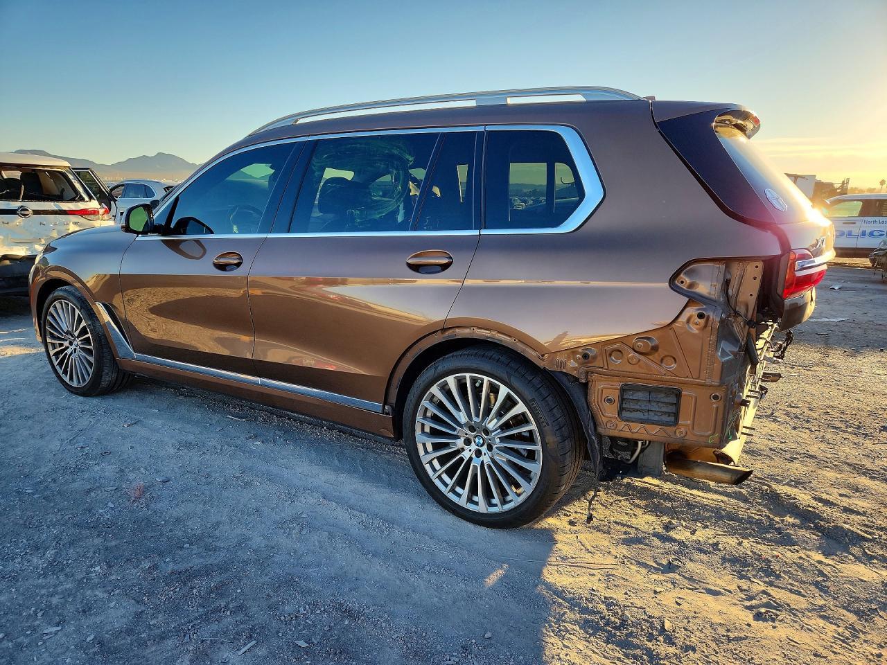 2019 BMW X7 xDrive40I - zdjęcie 2