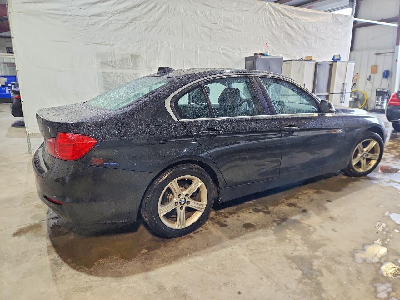 BMW Seria 3 - zdjęcie 3