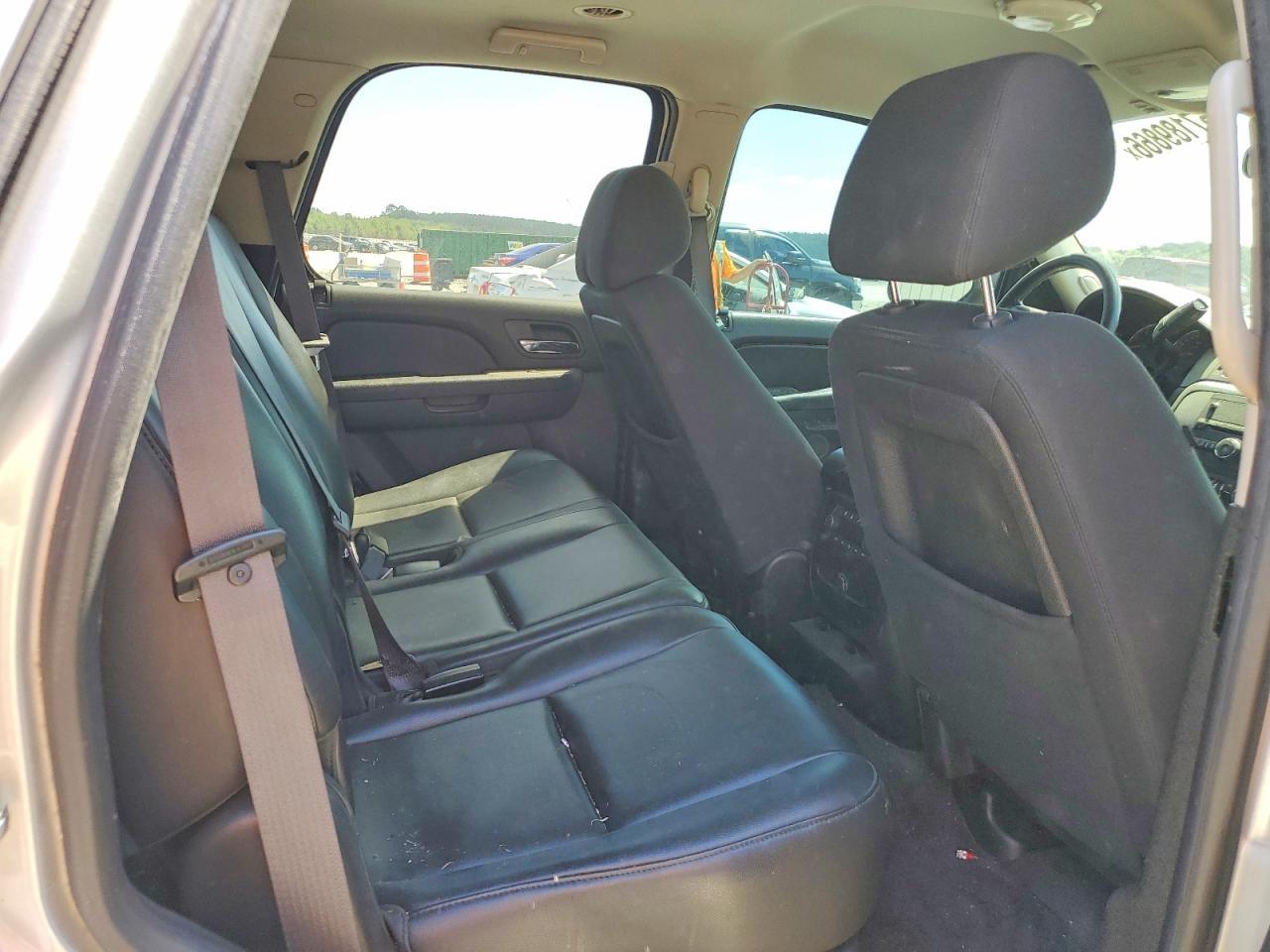 2014 Chevrolet Tahoe Police - zdjęcie 11