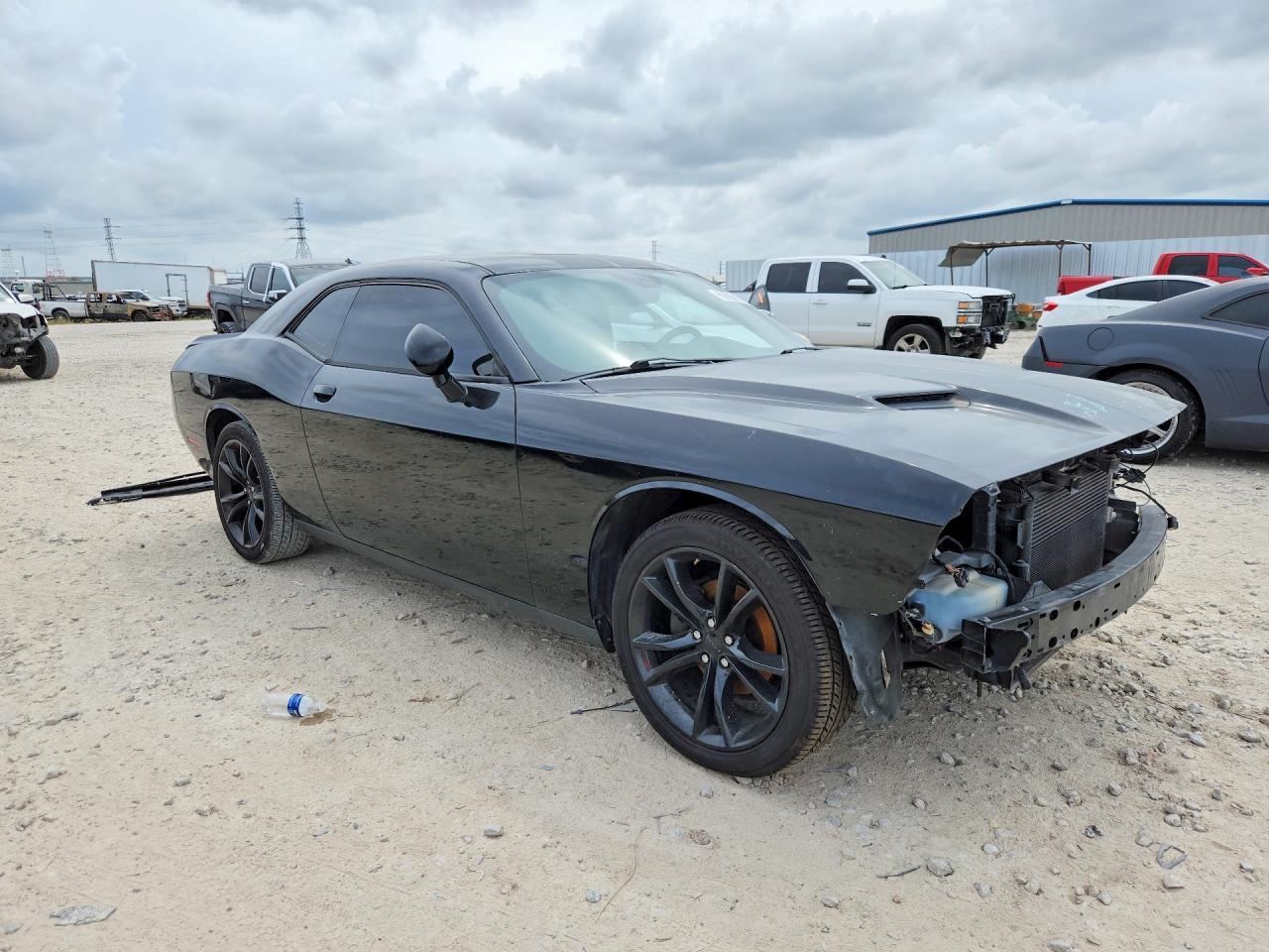 2016 Dodge Challenger Sxt - zdjęcie 4