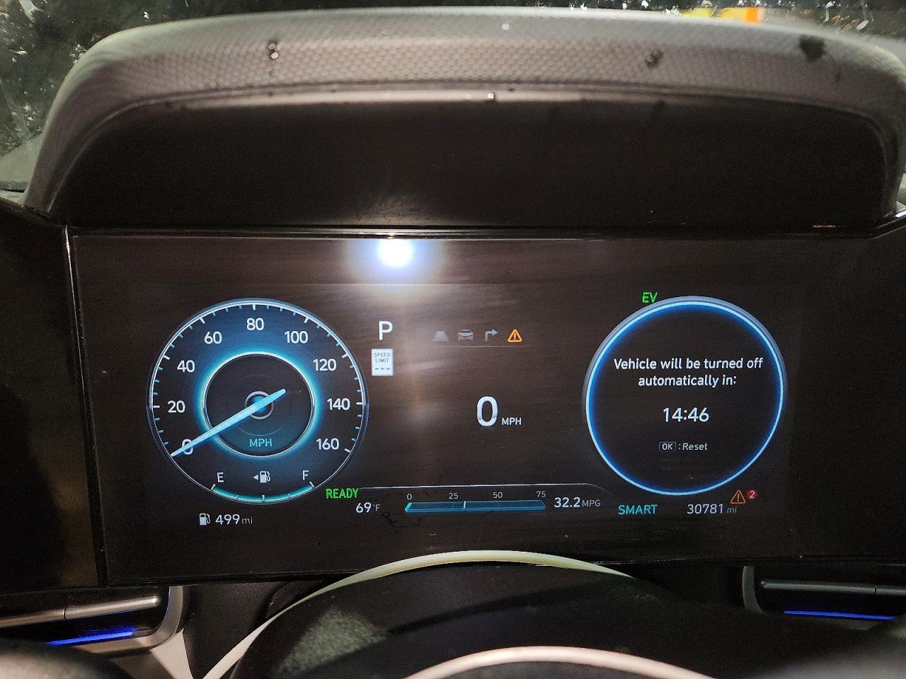 2025 Hyundai Elantra Limited - zdjęcie 9