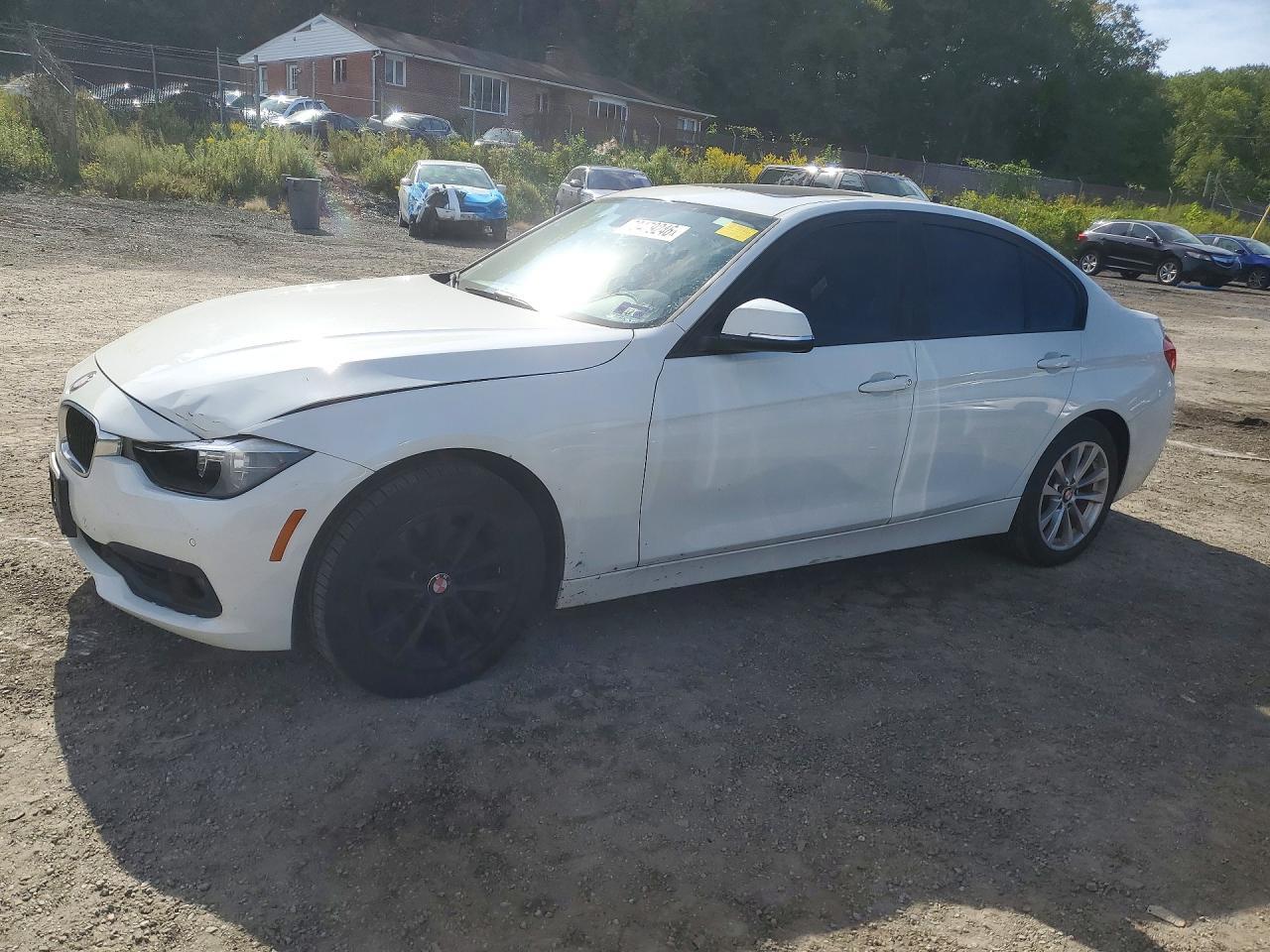 2017 BMW Seria 3 320i - zdjęcie główne