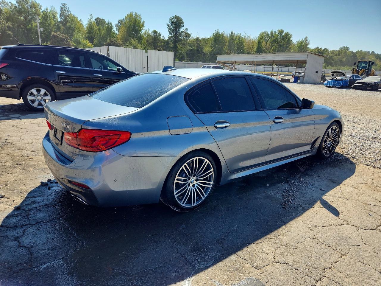 2017 BMW 530 I - zdjęcie 3