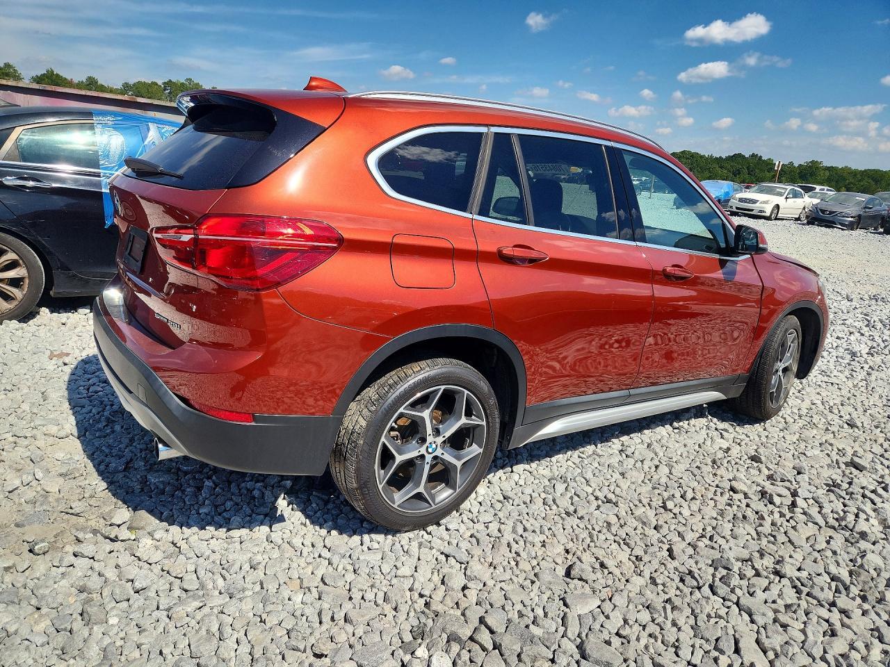 2018 BMW X1 Sdrive28I - zdjęcie 3