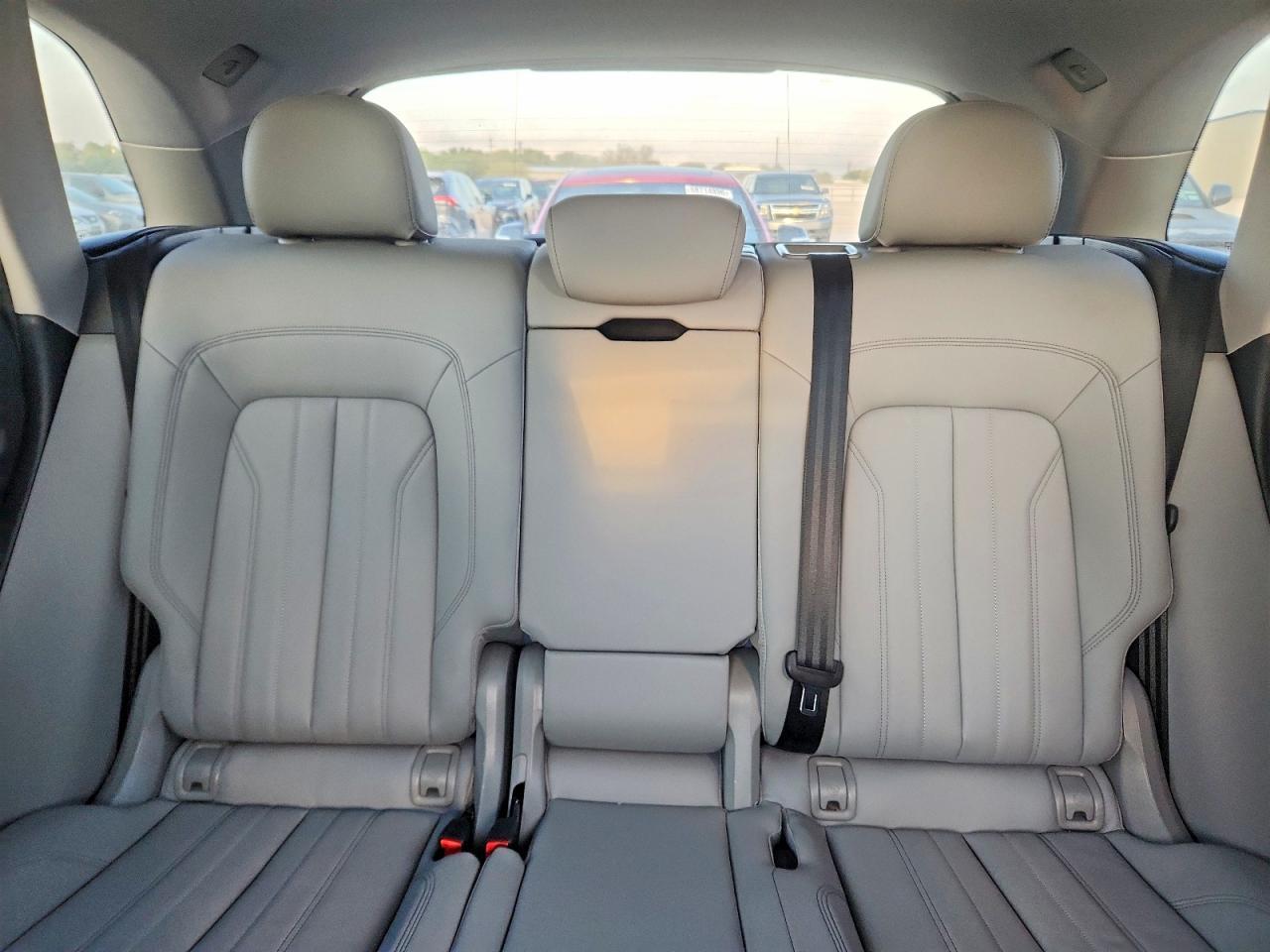 2022 Audi Q5 Premium Plus 45 - zdjęcie 10