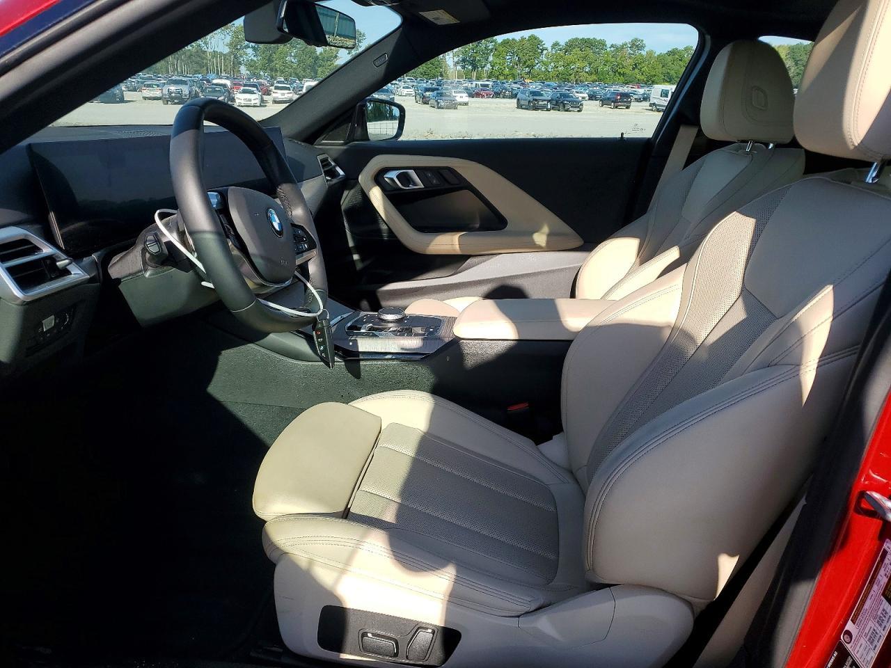 2025 BMW 230I - zdjęcie 7