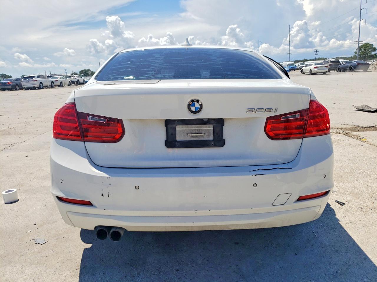 2014 BMW 328 I - zdjęcie 6
